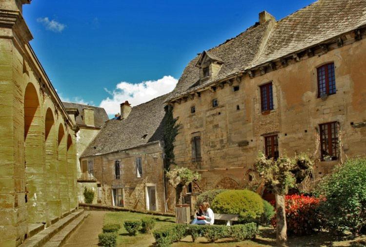 Petite Maison En Pierre Au Coeur Du Perigord Noir Proche De Sarlat Et Rocamadour Salignac Eyvigues ภายนอก รูปภาพ
