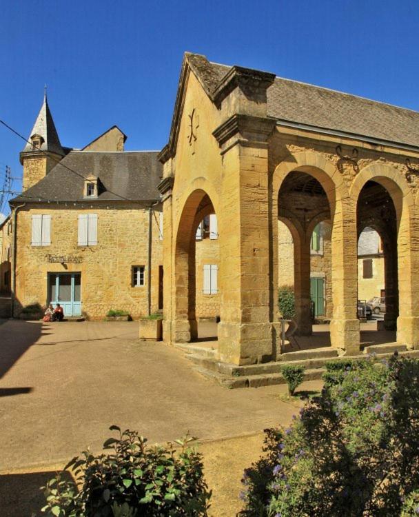Petite Maison En Pierre Au Coeur Du Perigord Noir Proche De Sarlat Et Rocamadour Salignac Eyvigues ภายนอก รูปภาพ